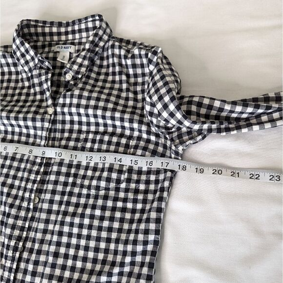 Old Navy Black and White Button Up - Picture 6 of 7
